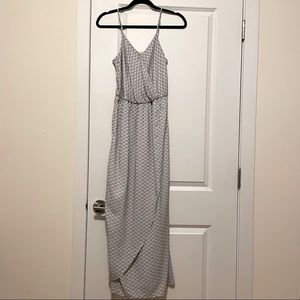 NWT Banana Republic White Faux Wrap Pattern V-Neck Maxi Dress Size 0